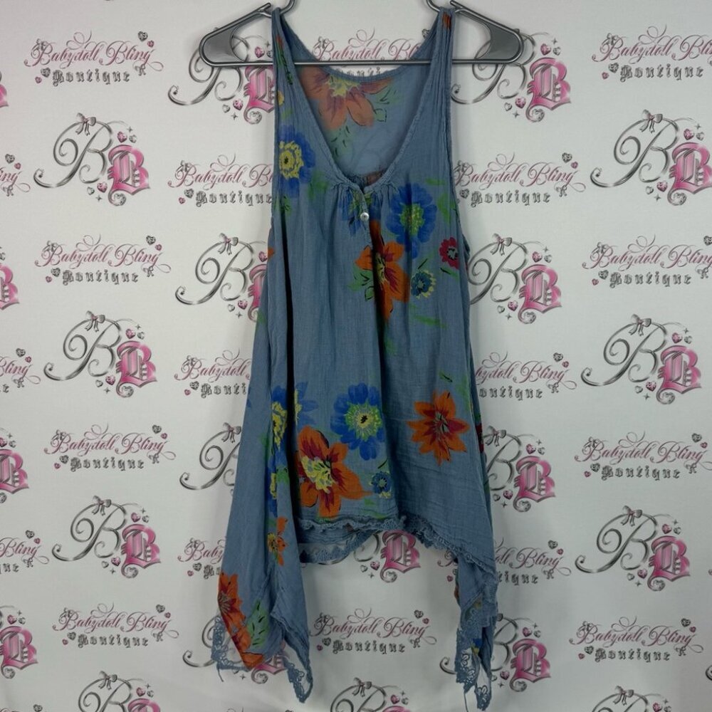 Tank top long asymmetrical hem fairy 🧚 bottom Floral Blue Sleeveless Top